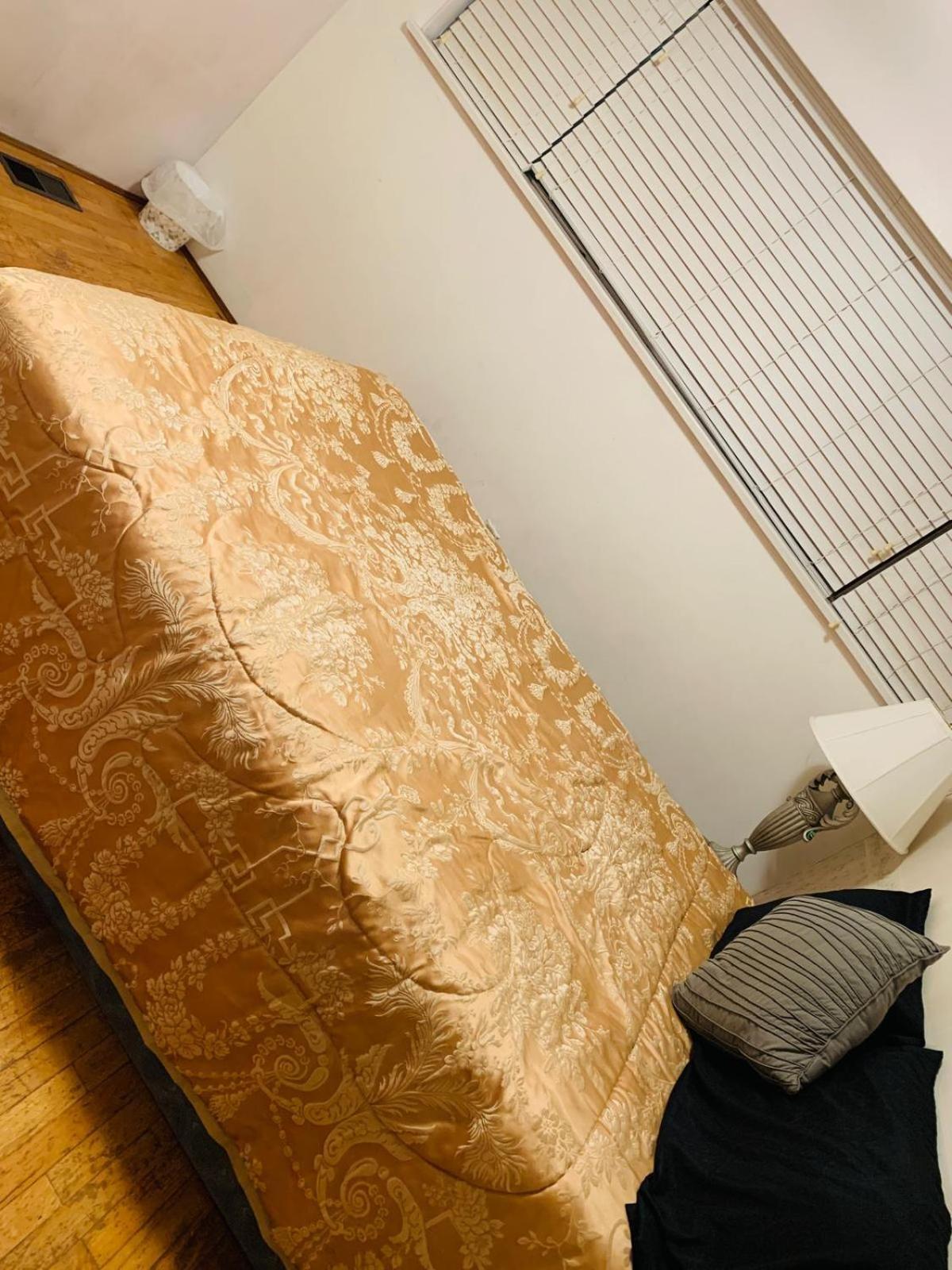 Cosy Romantic Stay In Surrey- Walking Distance From Guildford Town Centre Exterior foto